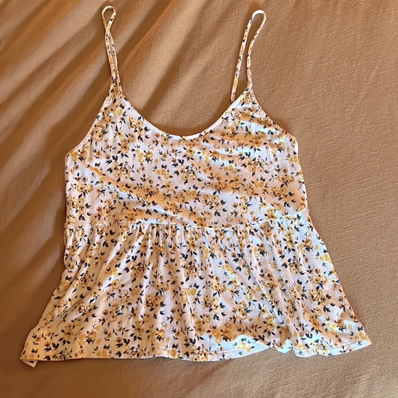 American Eagle Soft & Sexy Floral Tank - Picture 3 of 7